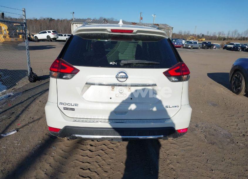 Photo 17 of 2017 Nissan Rogue SL (VIN 5N1AT2MV5HC892829)
