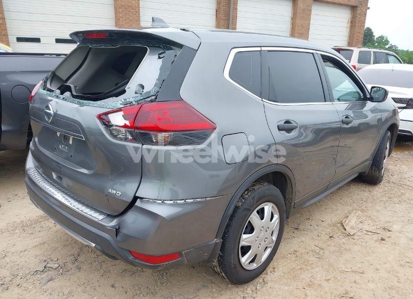 Photo 4 of 2017 Nissan Rogue S (VIN 5N1AT2MV5HC895925)