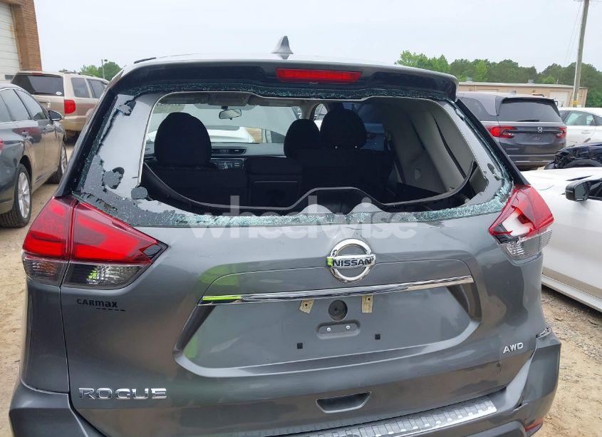 Photo 6 of 2017 Nissan Rogue S (VIN 5N1AT2MV5HC895925)