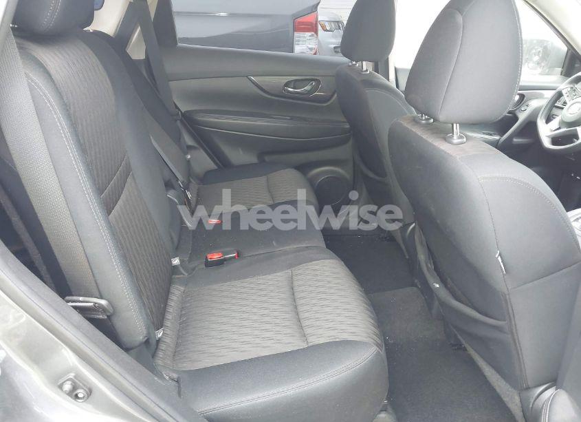 Photo 8 of 2017 Nissan Rogue S (VIN 5N1AT2MV5HC895925)