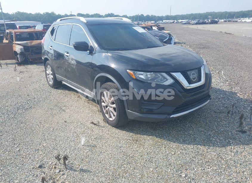 2017 Nissan Rogue SV (VIN 5N1AT2MV5HC897397) main photo