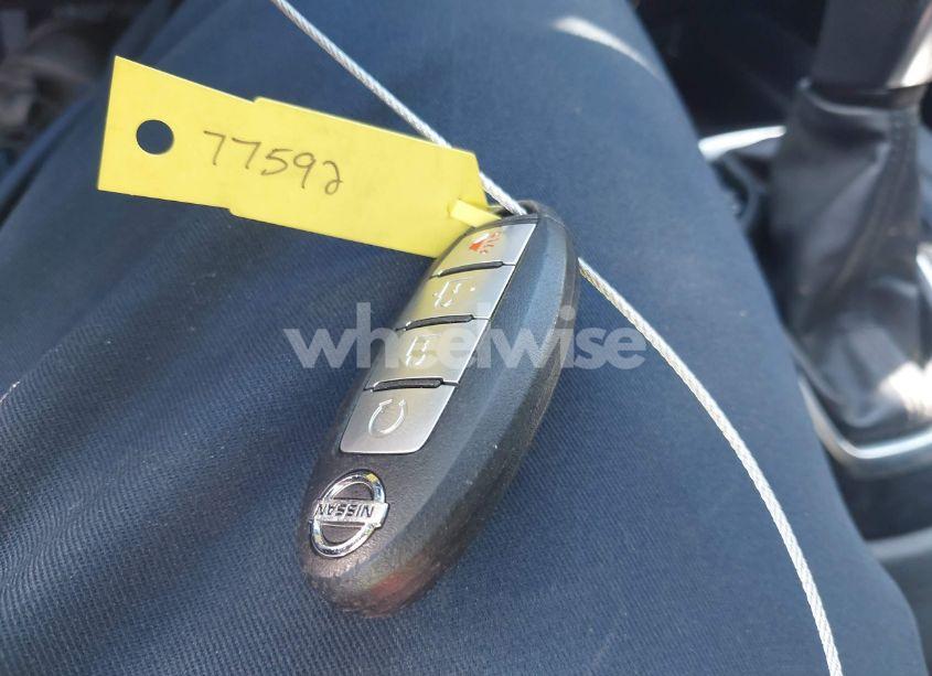 Photo 11 of 2017 Nissan Rogue SV (VIN 5N1AT2MV5HC897397)