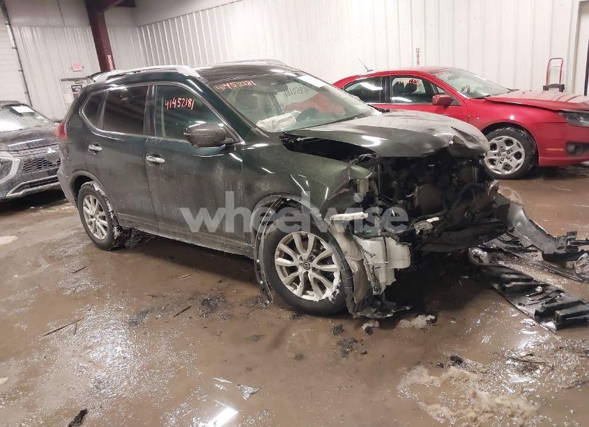 2018 Nissan Rogue SV (VIN 5N1AT2MV5JC745674) main photo