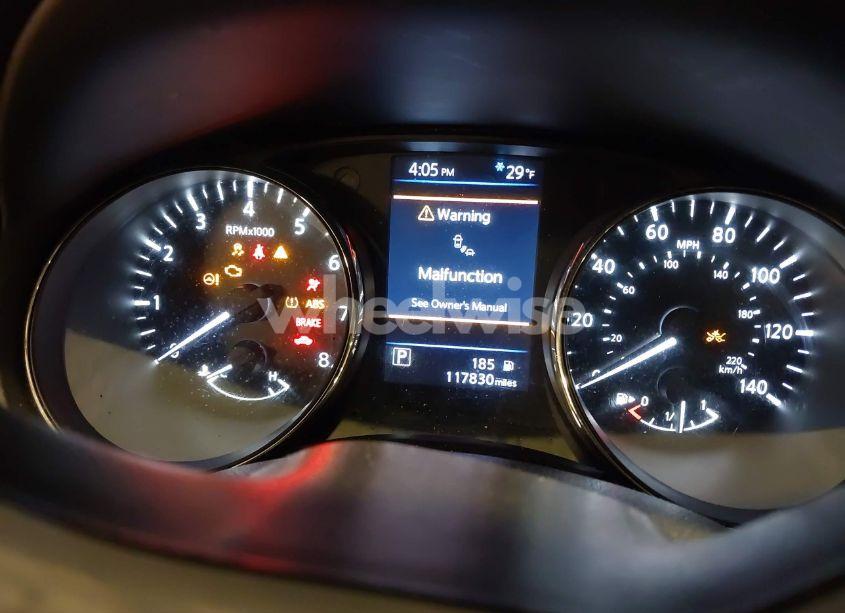 Photo 7 of 2018 Nissan Rogue SV (VIN 5N1AT2MV5JC745674)