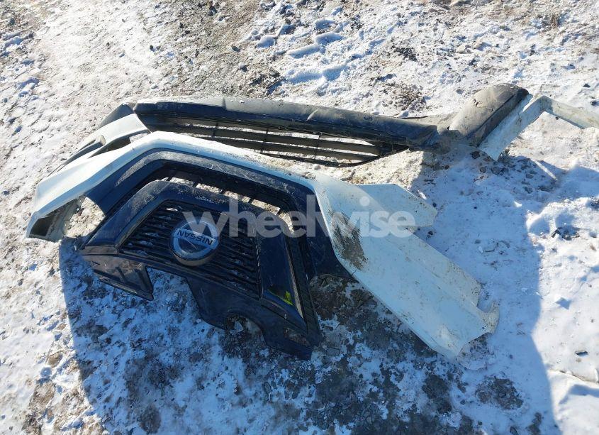 Photo 12 of 2018 Nissan Rogue SV (VIN 5N1AT2MV5JC754567)