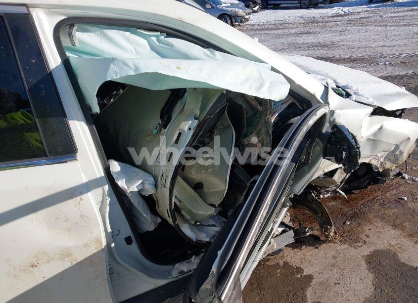 Photo 5 of 2018 Nissan Rogue SV (VIN 5N1AT2MV5JC754567)