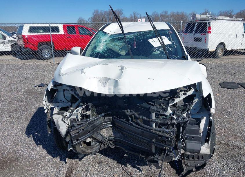 Photo 13 of 2018 Nissan Rogue S (VIN 5N1AT2MV5JC773927)