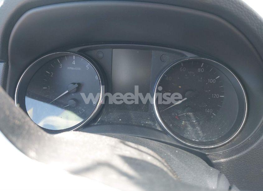 Photo 7 of 2018 Nissan Rogue S (VIN 5N1AT2MV5JC773927)