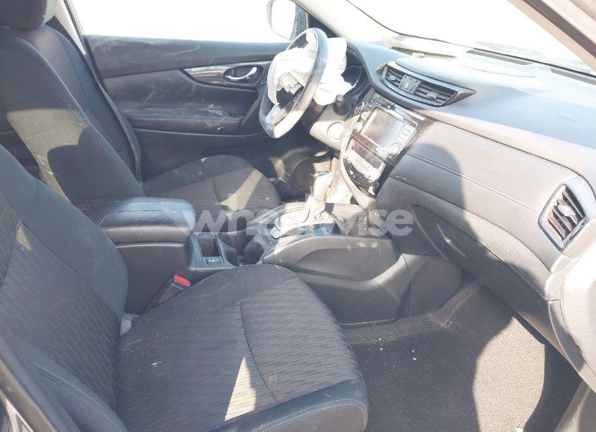 Photo 5 of 2018 Nissan Rogue SV (VIN 5N1AT2MV5JC774270)