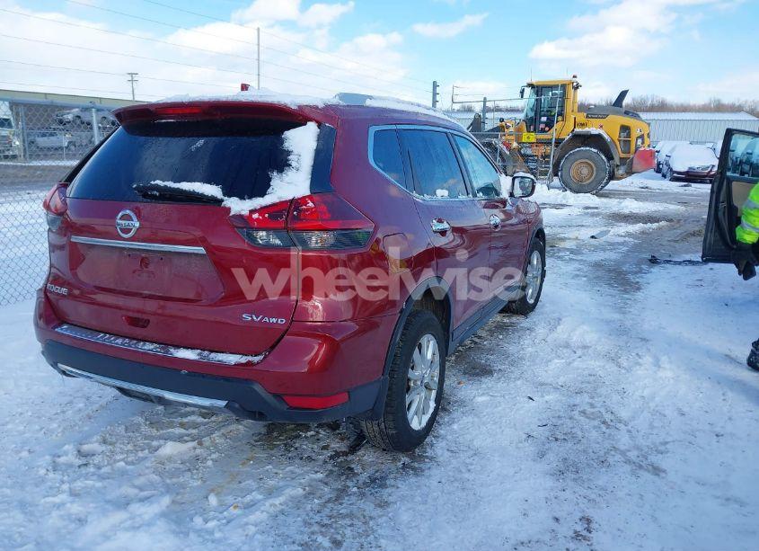 Photo 4 of 2018 Nissan Rogue SV (VIN 5N1AT2MV5JC804089)