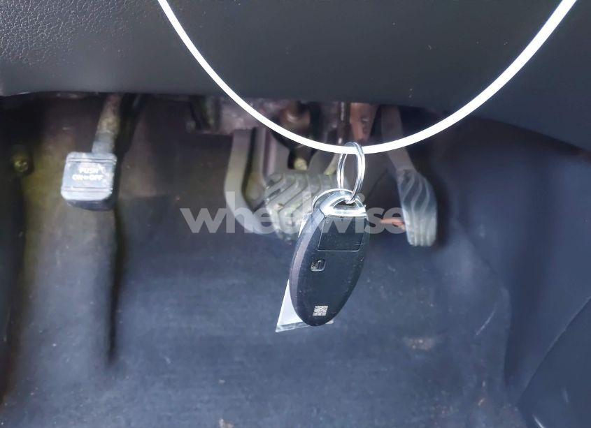 Photo 11 of 2018 Nissan Rogue SV (VIN 5N1AT2MV5JC824424)