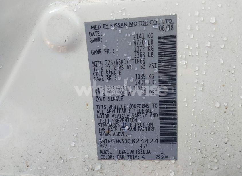 Photo 9 of 2018 Nissan Rogue SV (VIN 5N1AT2MV5JC824424)