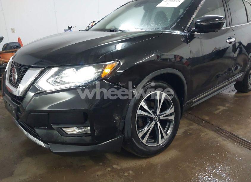 Photo 6 of 2018 Nissan Rogue SL (VIN 5N1AT2MV5JC833088)