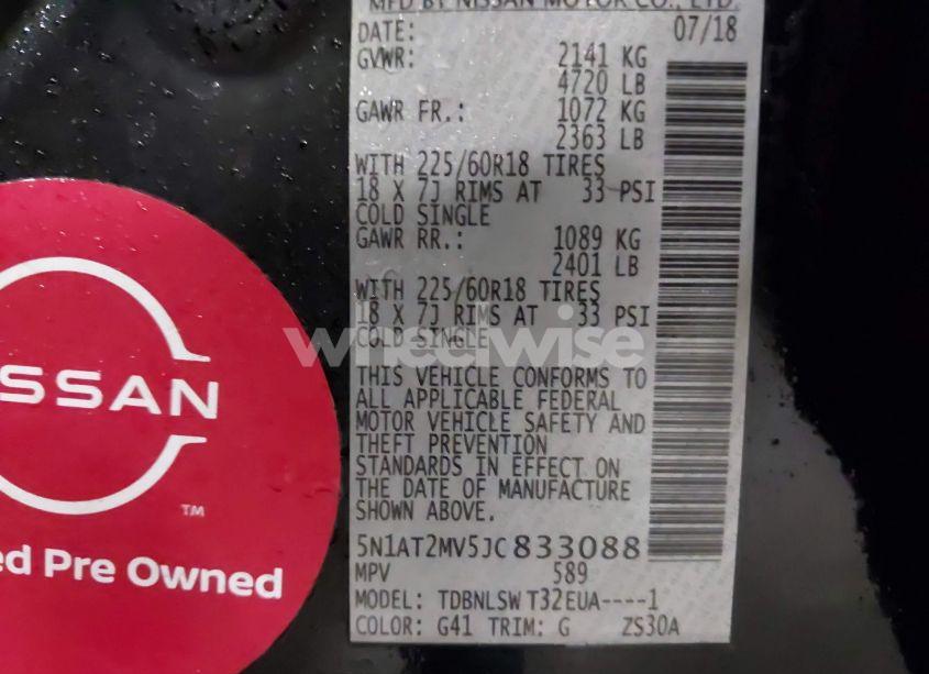 Photo 9 of 2018 Nissan Rogue SL (VIN 5N1AT2MV5JC833088)