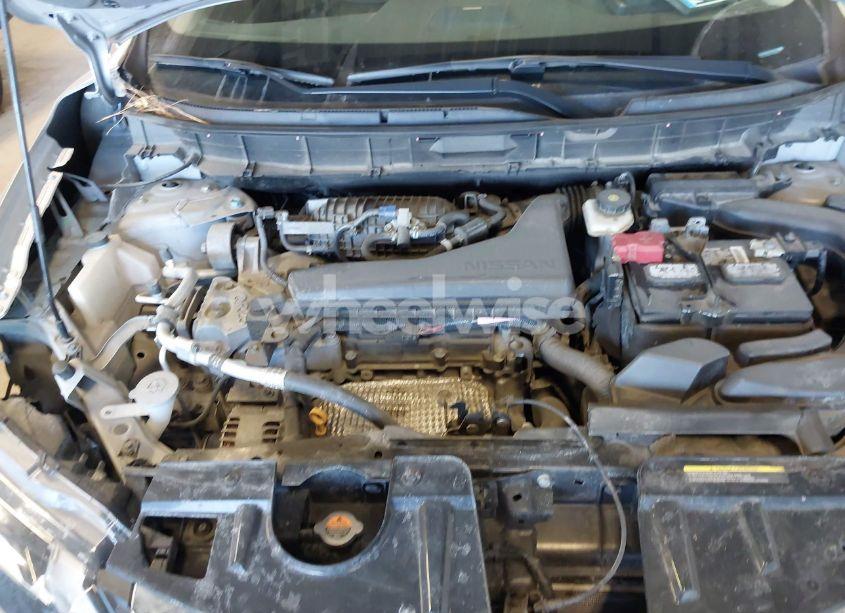 Photo 10 of 2018 Nissan Rogue SL (VIN 5N1AT2MV5JC839537)