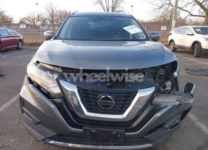 Photo 12 of 2019 Nissan Rogue SV (VIN 5N1AT2MV5KC732182)