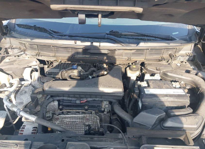 Photo 10 of 2019 Nissan Rogue SL (VIN 5N1AT2MV5KC732389)