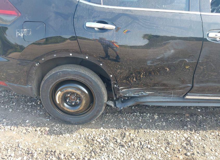 Photo 6 of 2019 Nissan Rogue SL (VIN 5N1AT2MV5KC732389)