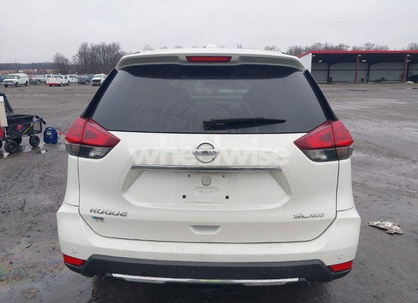 Photo 16 of 2019 Nissan Rogue SL (VIN 5N1AT2MV5KC743568)