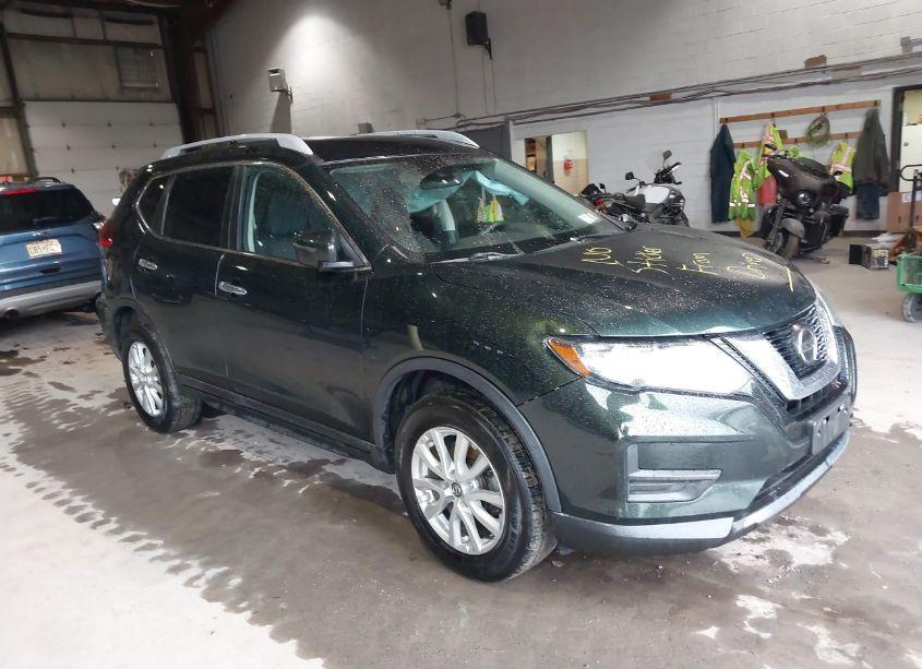 2019 Nissan Rogue SV (VIN 5N1AT2MV5KC747409) main photo