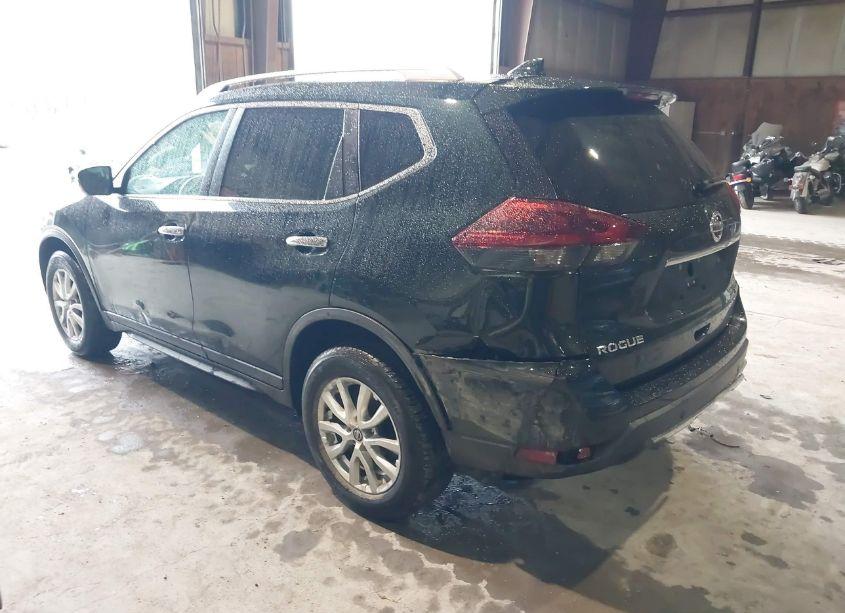 Photo 3 of 2019 Nissan Rogue SV (VIN 5N1AT2MV5KC747409)