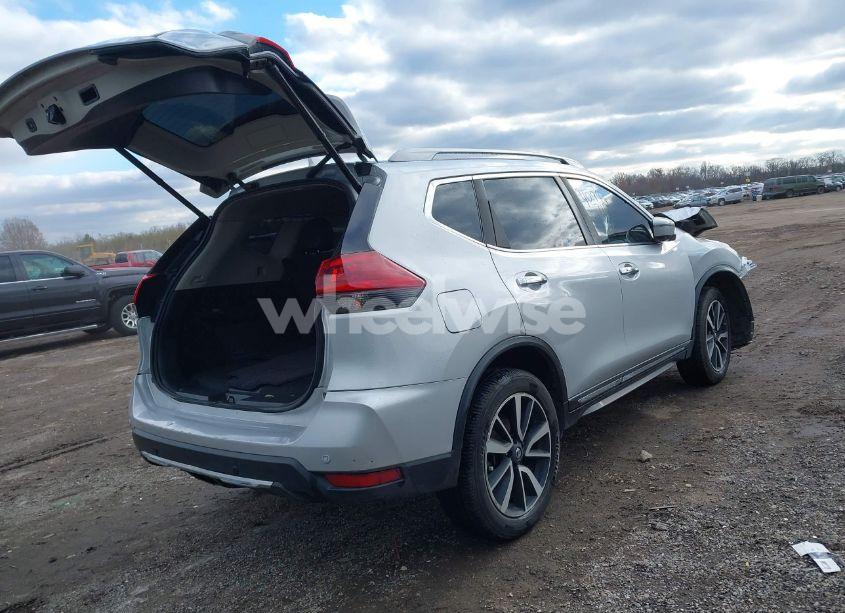 Photo 4 of 2019 Nissan Rogue SL (VIN 5N1AT2MV5KC753243)
