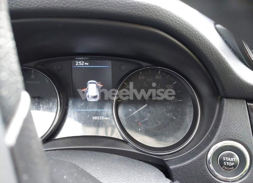 Photo 7 of 2019 Nissan Rogue SL (VIN 5N1AT2MV5KC753243)
