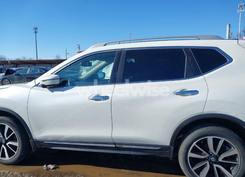 Photo 14 of 2019 Nissan Rogue SL (VIN 5N1AT2MV5KC799882)