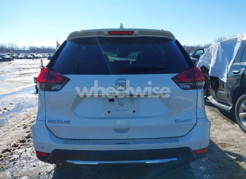 Photo 16 of 2019 Nissan Rogue SL (VIN 5N1AT2MV5KC799882)