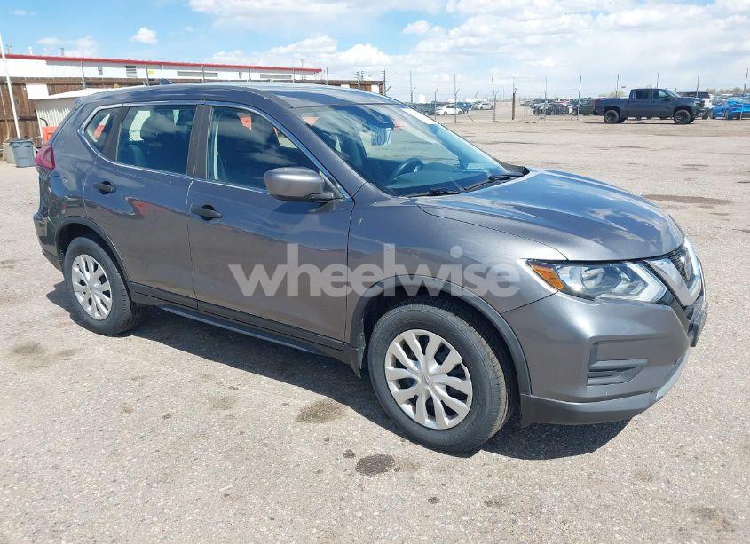 2019 Nissan Rogue S (VIN 5N1AT2MV5KC830564) main photo