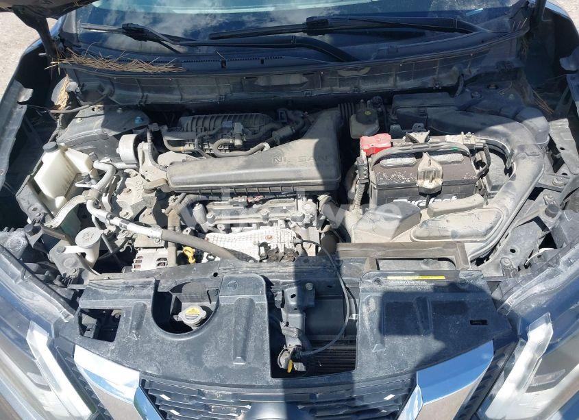 Photo 10 of 2019 Nissan Rogue S (VIN 5N1AT2MV5KC830564)