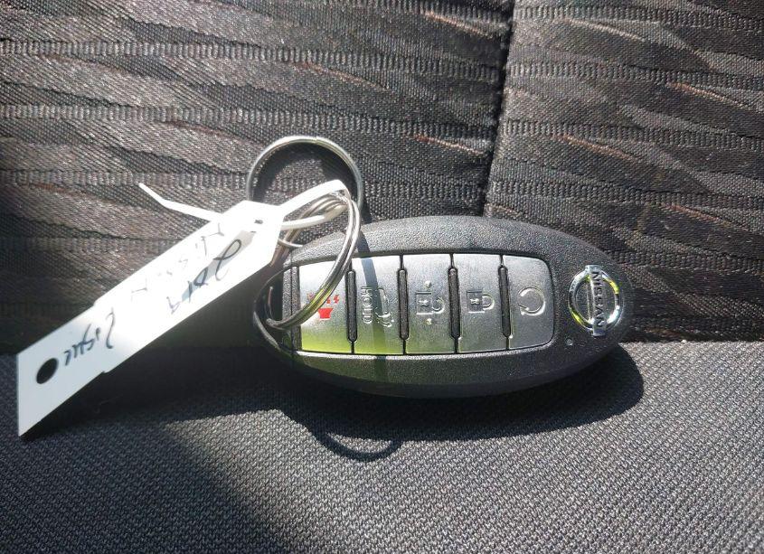 Photo 11 of 2019 Nissan Rogue SV (VIN 5N1AT2MV5KC845694)