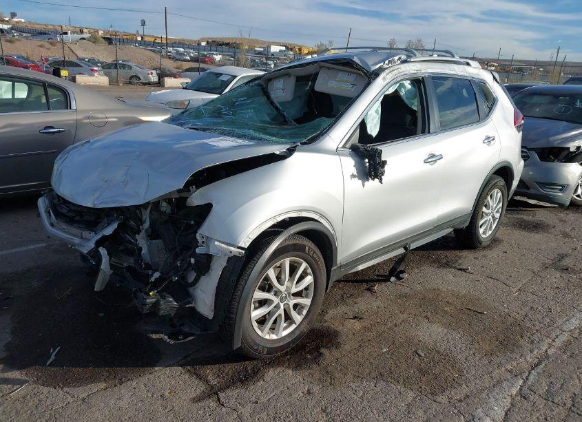 Photo 2 of 2020 Nissan Rogue S INTELLIGENT AWD (VIN 5N1AT2MV5LC737741)