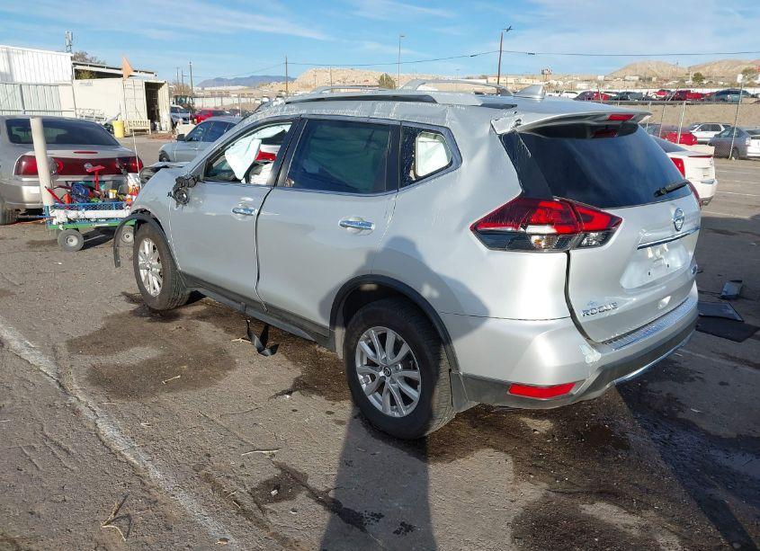 Photo 3 of 2020 Nissan Rogue S INTELLIGENT AWD (VIN 5N1AT2MV5LC737741)
