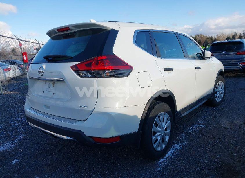 Photo 4 of 2020 Nissan Rogue S INTELLIGENT AWD (VIN 5N1AT2MV5LC763790)
