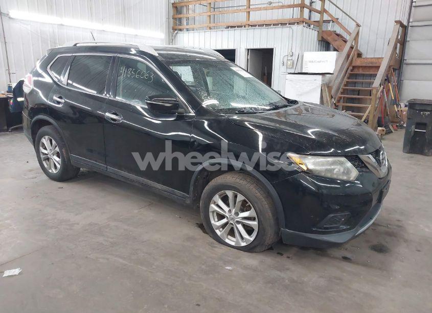 2014 Nissan Rogue SV (VIN 5N1AT2MV6EC773392) main photo