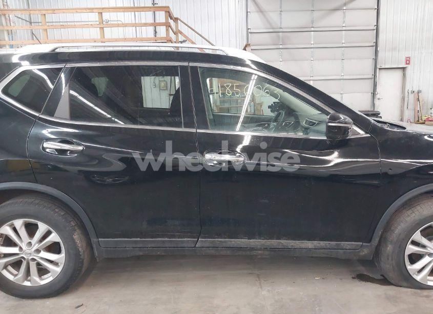 Photo 13 of 2014 Nissan Rogue SV (VIN 5N1AT2MV6EC773392)