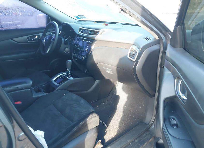 Photo 5 of 2014 Nissan Rogue SV (VIN 5N1AT2MV6EC794422)