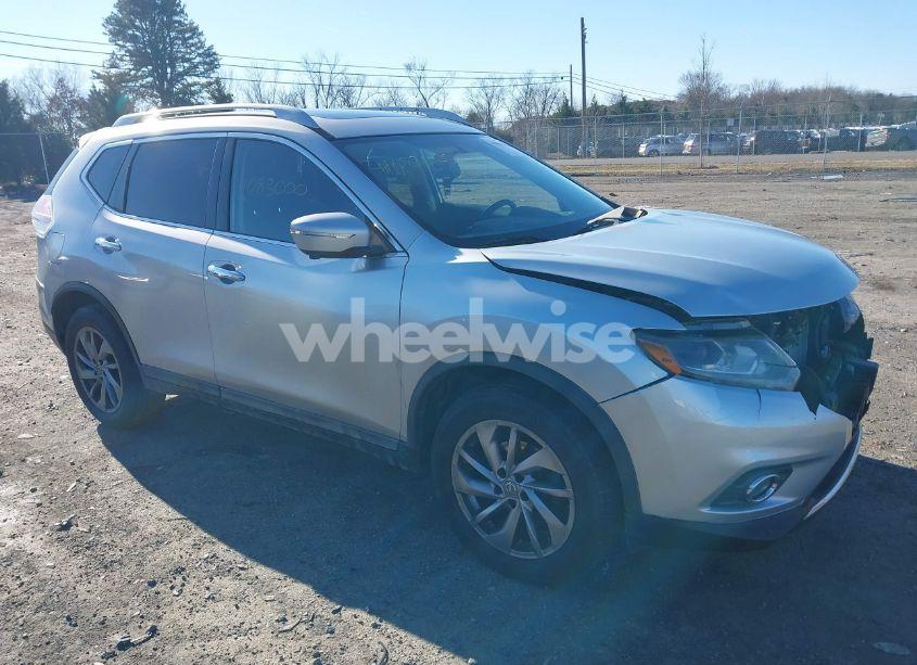2015 Nissan Rogue SL (VIN 5N1AT2MV6FC770638) main photo