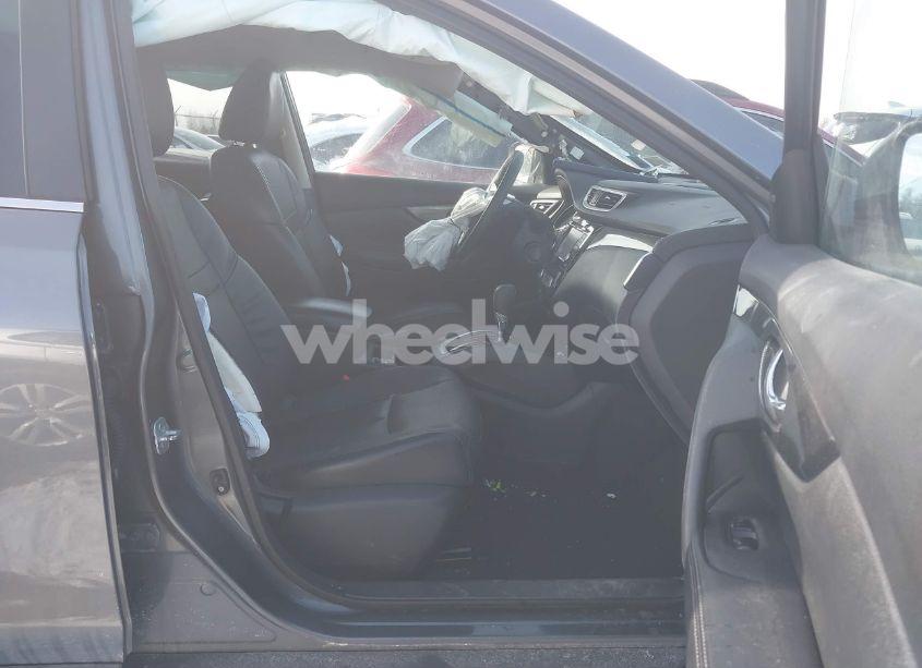 Photo 5 of 2015 Nissan Rogue SL (VIN 5N1AT2MV6FC773300)