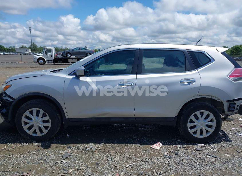 Photo 15 of 2015 Nissan Rogue S (VIN 5N1AT2MV6FC831163)