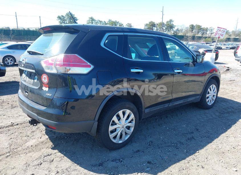 Photo 4 of 2015 Nissan Rogue S (VIN 5N1AT2MV6FC834631)