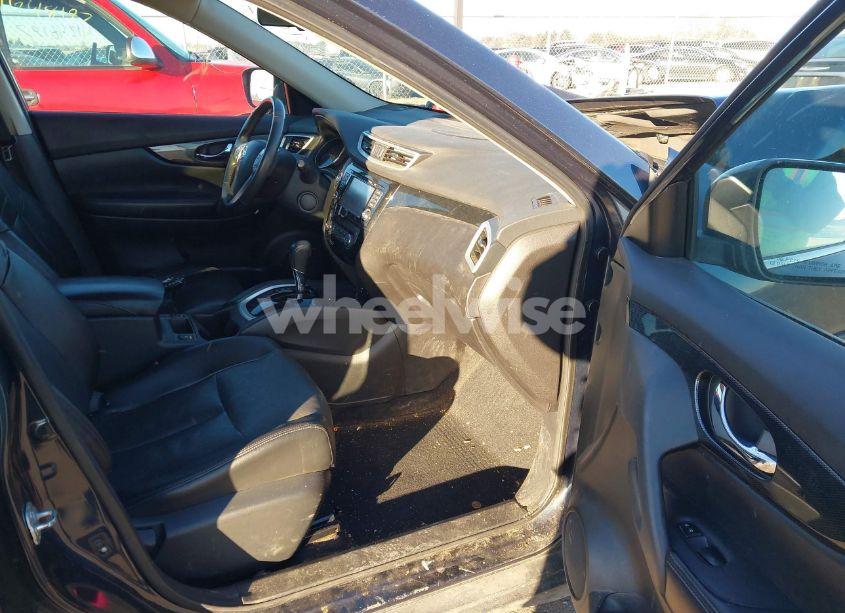 Photo 5 of 2015 Nissan Rogue SL (VIN 5N1AT2MV6FC915211)