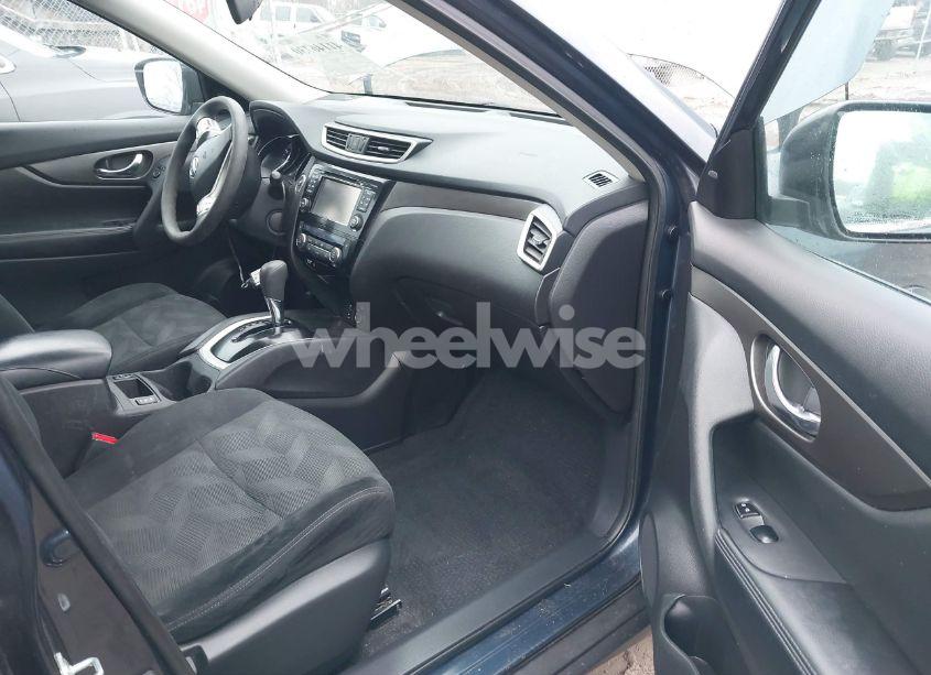 Photo 5 of 2016 Nissan Rogue SV (VIN 5N1AT2MV6GC741092)