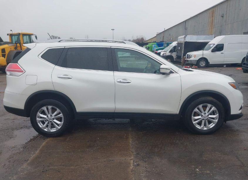 Photo 13 of 2016 Nissan Rogue SV (VIN 5N1AT2MV6GC741576)