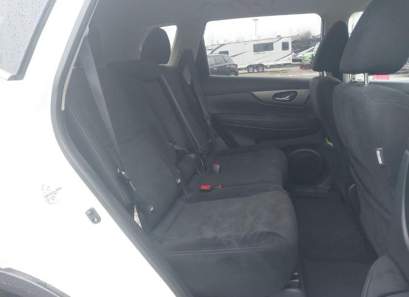 Photo 8 of 2016 Nissan Rogue SV (VIN 5N1AT2MV6GC741576)