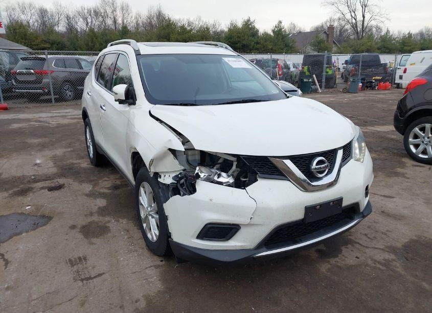 2016 Nissan Rogue SV (VIN 5N1AT2MV6GC758801) main photo