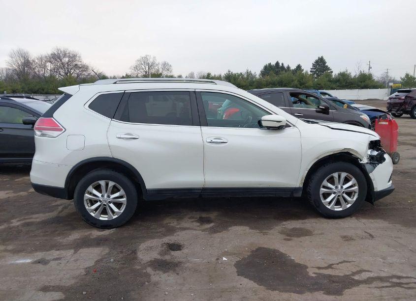 Photo 13 of 2016 Nissan Rogue SV (VIN 5N1AT2MV6GC758801)