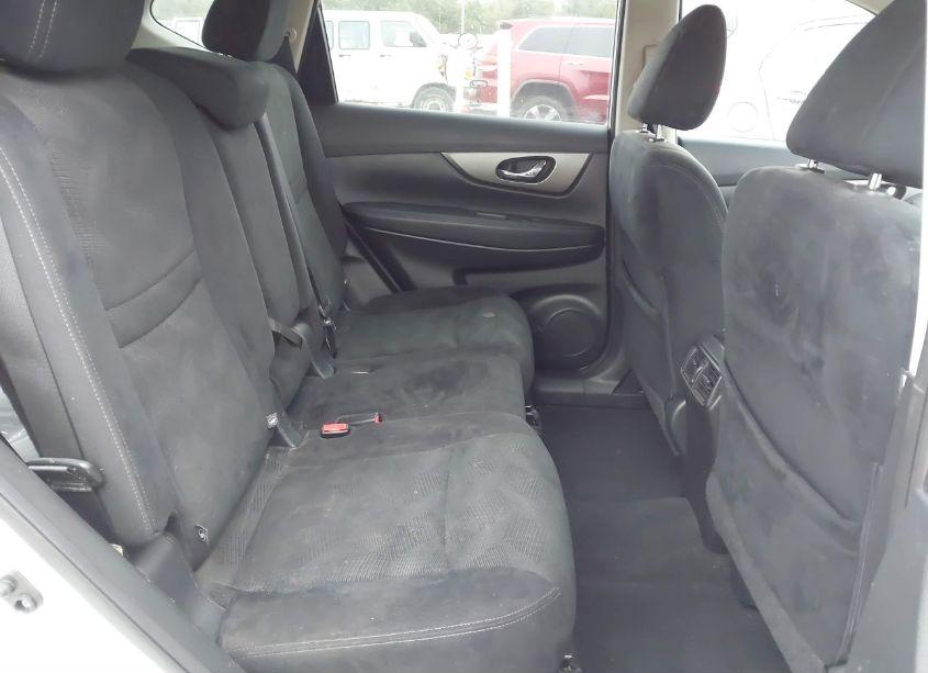 Photo 8 of 2016 Nissan Rogue SV (VIN 5N1AT2MV6GC758801)