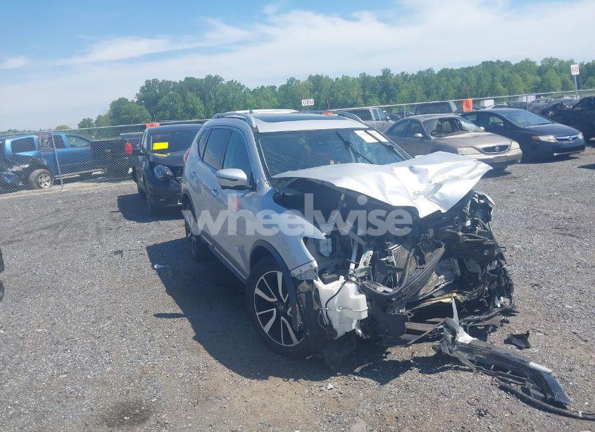 2017 Nissan Rogue SL (VIN 5N1AT2MV6HC764695) main photo